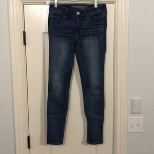 American Eagle denim jeans, size 6 regular.